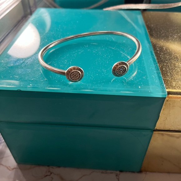 Pandora bracelets bundle - Picture 5 of 10